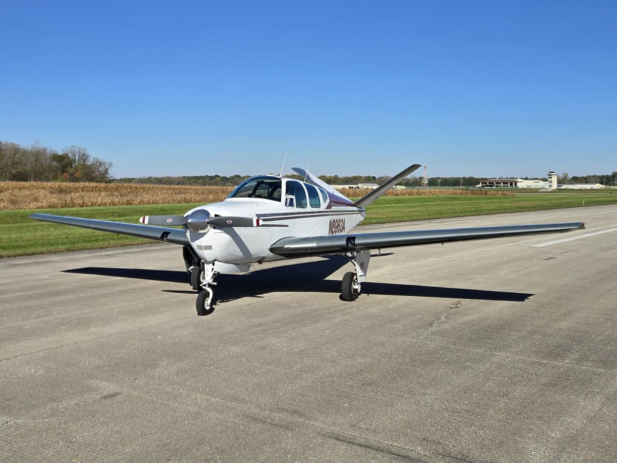 Beech Bonanza - N8963A